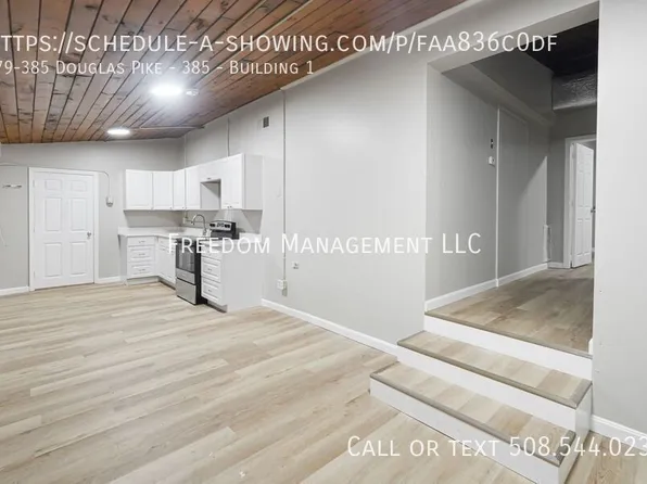 379-385 Douglas Pike, Smithfield, RI