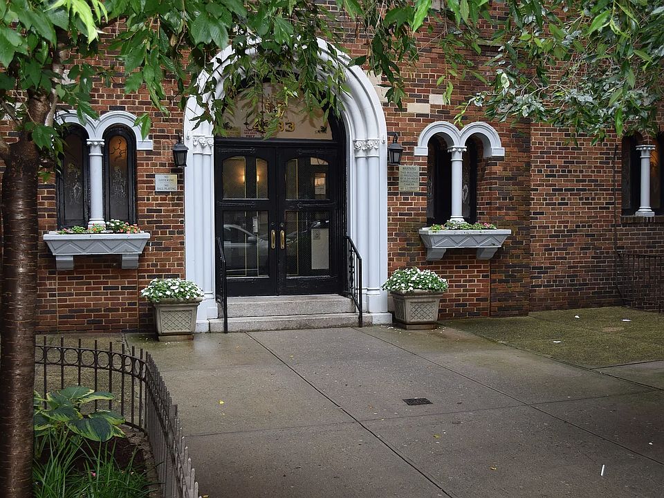 1st image of 43-33 46th St APT D10