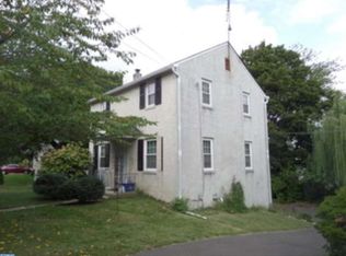 713 Grant Ave, Willow Grove, PA 19090