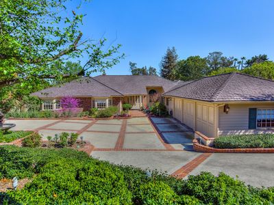 10061 Highcliff Dr, Santa Ana, CA, 92705