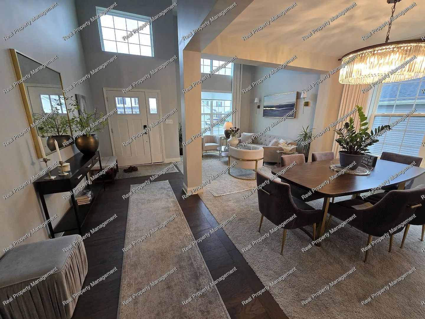 Beautiful Cedar Lake Four Bedroom — Photo 4