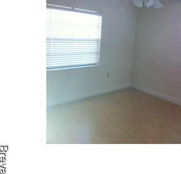 3019 Sea Gate Cir — Photo 6