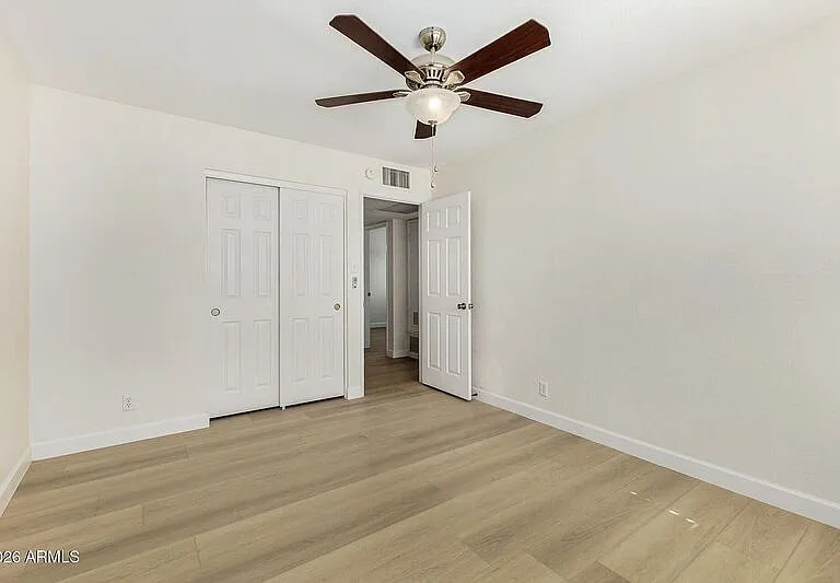 220 E McKinley St — Photo 22