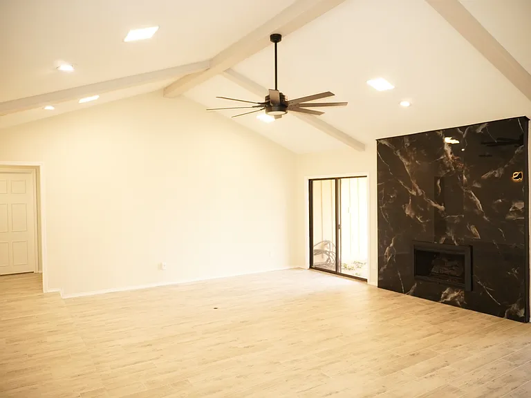 2721 Timberleaf Dr — Photo 9