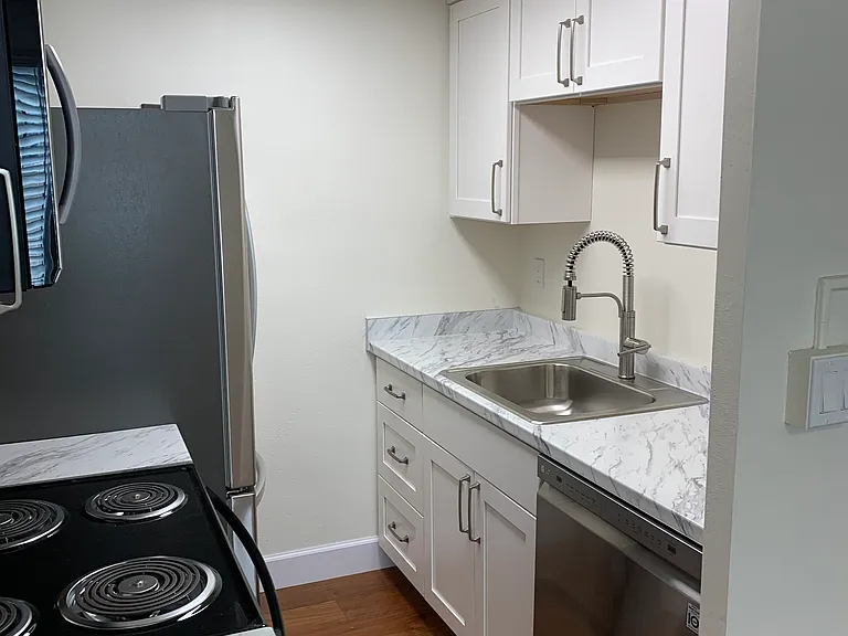 801 kitchen