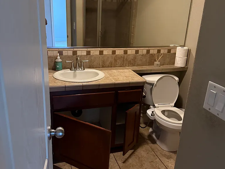5898 N Shiraz Ave — Photo 9