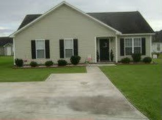 304 Dover Ct, Ayden, NC 28513