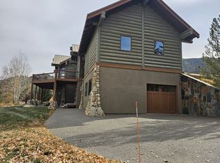 305 Aspen Springs Ranch Rd, Crowley Lake, CA 93546