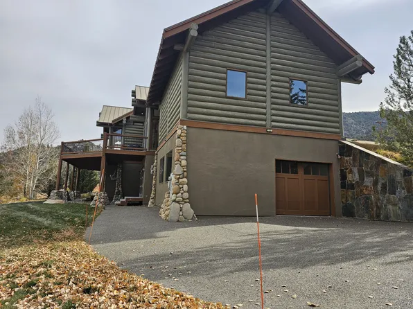 305 Aspen Springs Ranch Rd, Crowley Lake, CA 93546