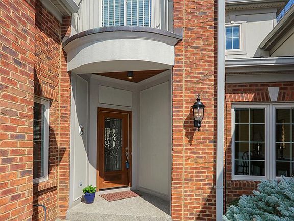 2nd image of 6860 Indian Hill Pl