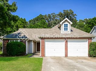 8040 Highland Pkwy, Fairburn, GA 30213