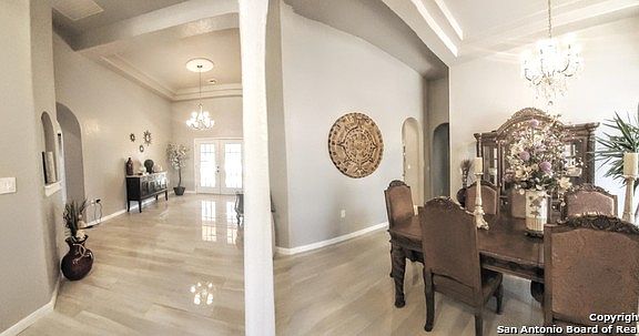 2nd image of 40 S Hill Dr