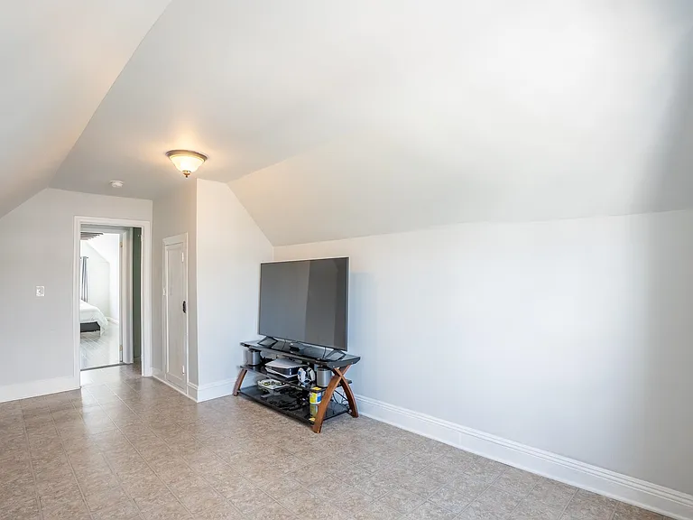 24 Edwards Ct #2 — Photo 22