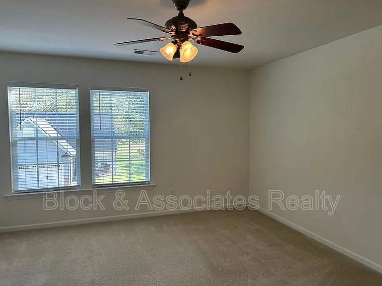 5147 Fiddlers Run Dr — Photo 4