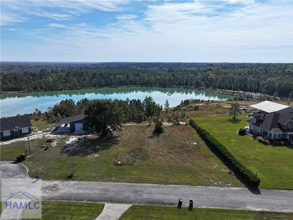 2nd image of 438 Boardwalk Ave
