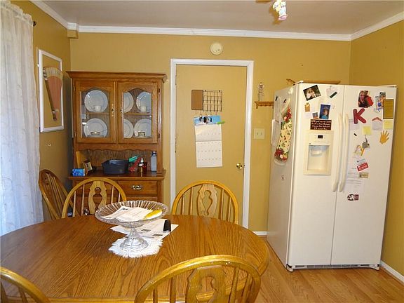 5th image of 802 Berkeley Dr