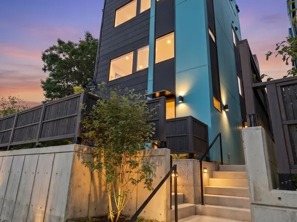 4521 35th Avenue S, Seattle, WA 98118