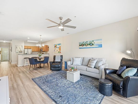 2nd image of 601 Hillside Dr. N #2124