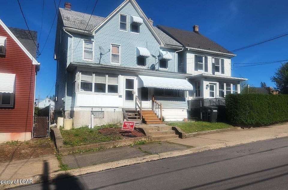 1st image of 691 Lincoln St