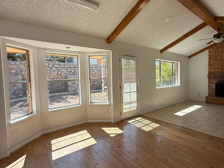 1670 Jones Ln — Photo 32