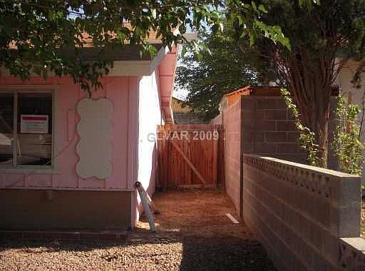 4th image of 5205 Sugarfoot Ave