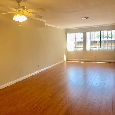 1140 Winchester Ave #15 — Photo 7