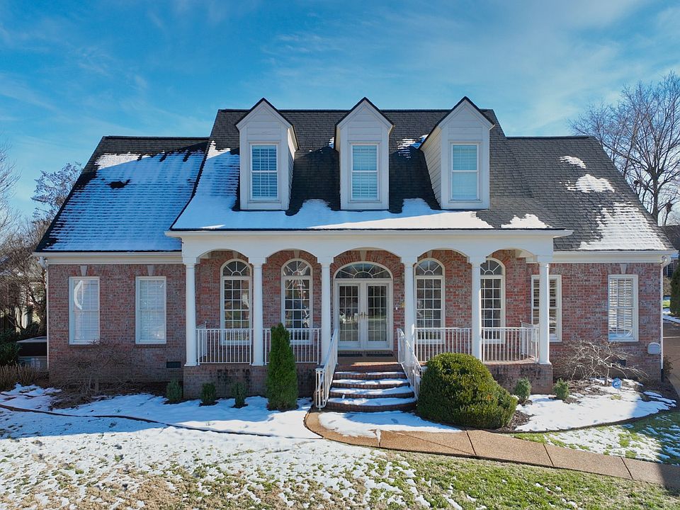 1st image of 109 McCallister Ct