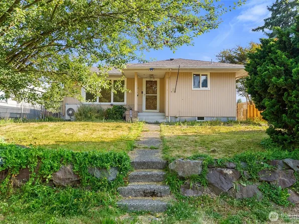 2121 Jackson Avenue, Everett, WA 98203