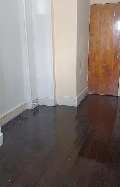 2nd image of 3922 Pennsgrove St