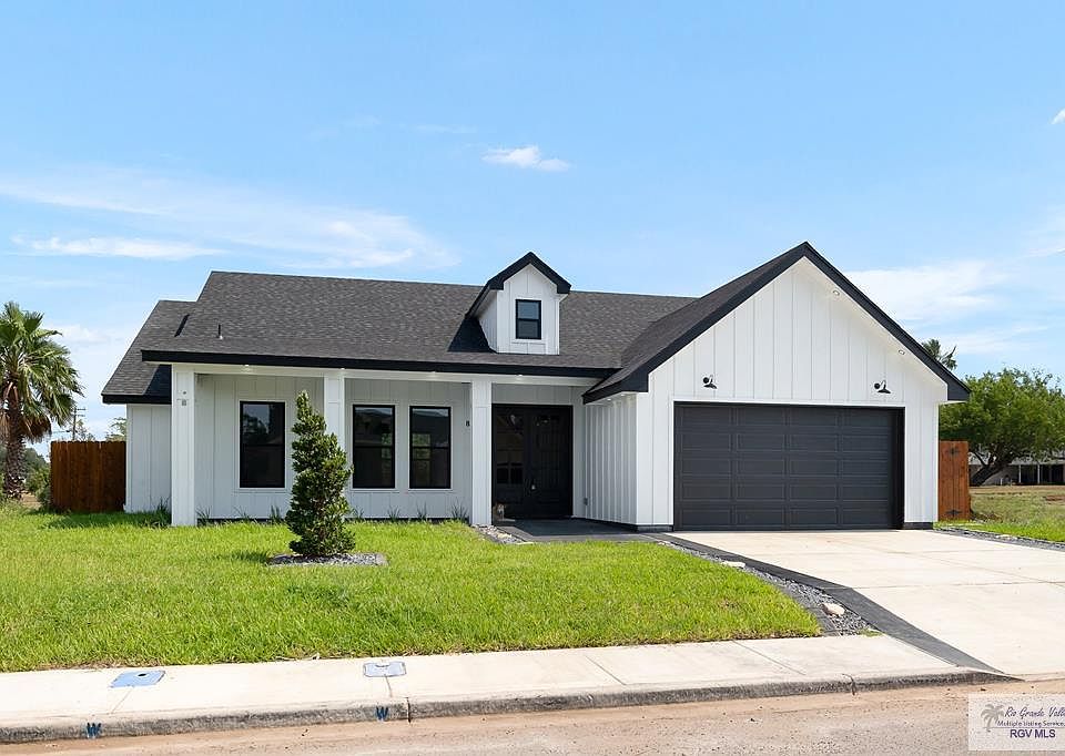 1st image of 810 W 17th St Lot 2
