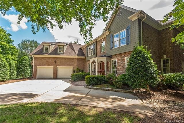 1st image of 3300 Maryhurst Ln #52
