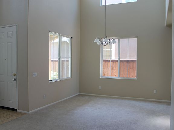 5th image of 34087 San Sebastian Ave