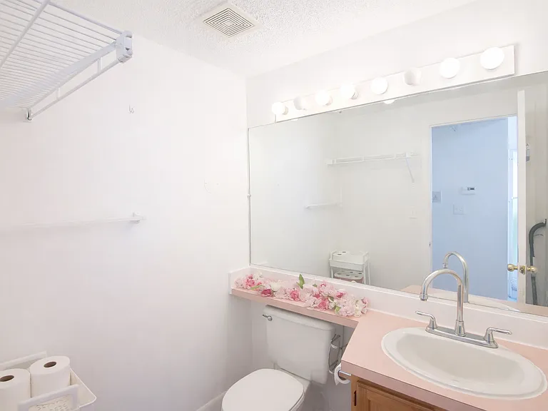 72 Euston Rd #308 — Photo 7