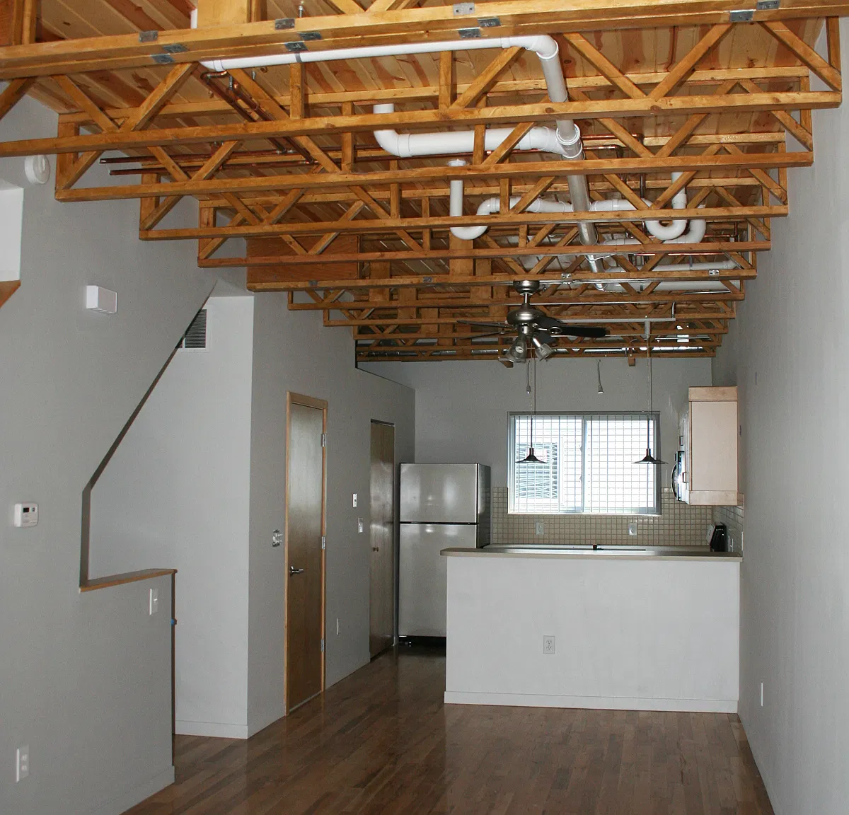 2 bed, 2.5 bath, 1087 sqft, $2,125 — Photo 3