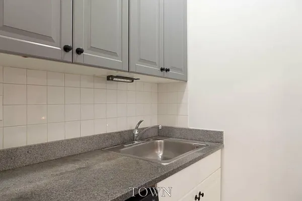 Rented by Town Residential | media 13