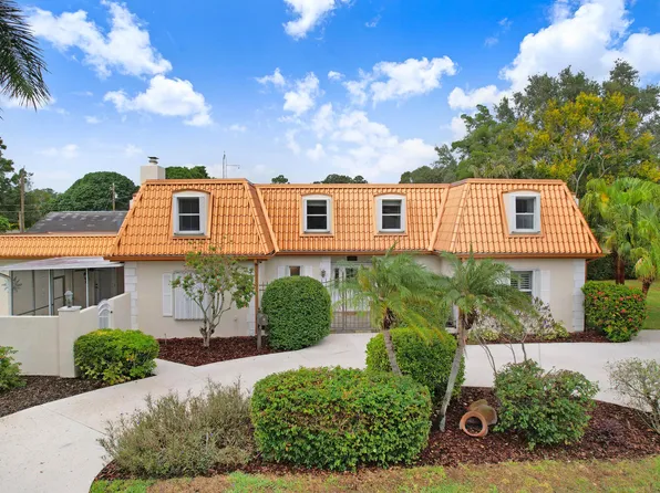 7100 Park St S, Saint Petersburg, FL 33707