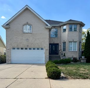 9706 S 52nd Ave, Oak Lawn, IL, 60453