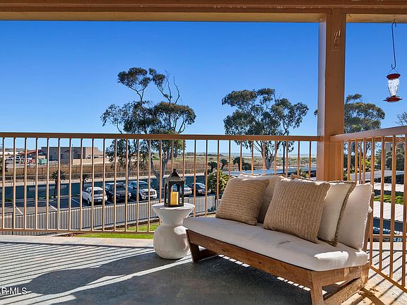 5th image of 916 Lighthouse Way