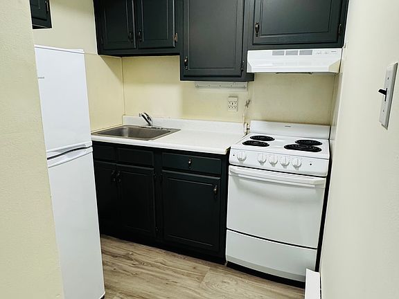3rd image of 2200 Kimberton Rd APT 4