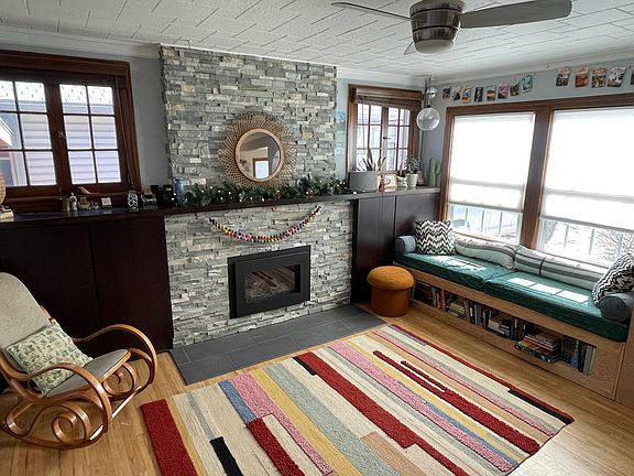 Fireplace and built in reading bench