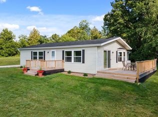 W144 North St, Cascade, WI 53011