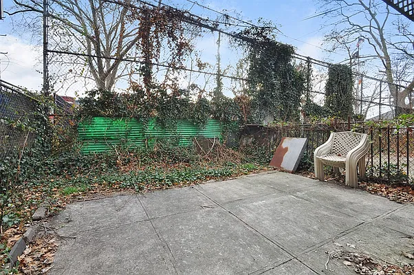 Sold by Corcoran | media 6