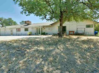 10278 Hummingbird Ln, Redding, CA 96003