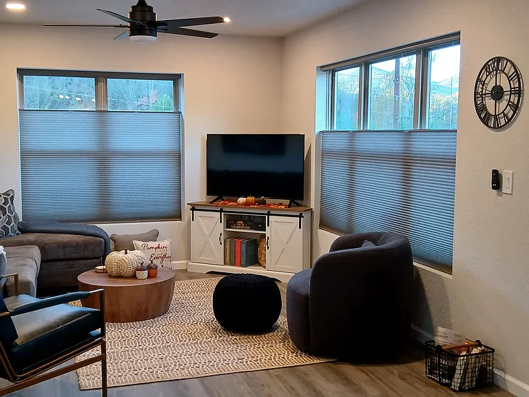 177 Carsen Loop — Photo 3