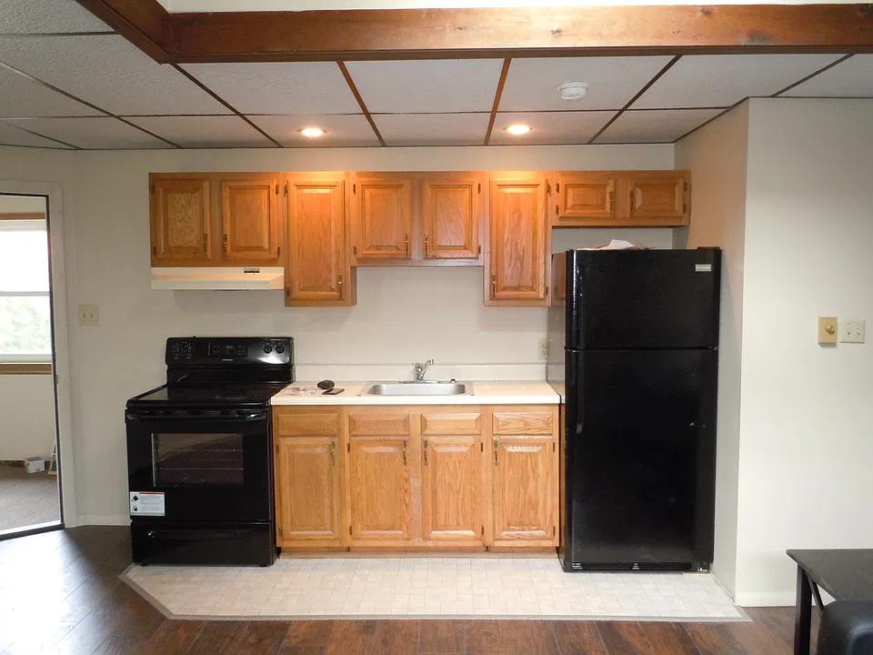 101 Market St #3