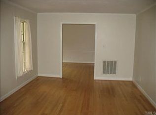 6104 Winthrop Dr, Raleigh, NC 27612