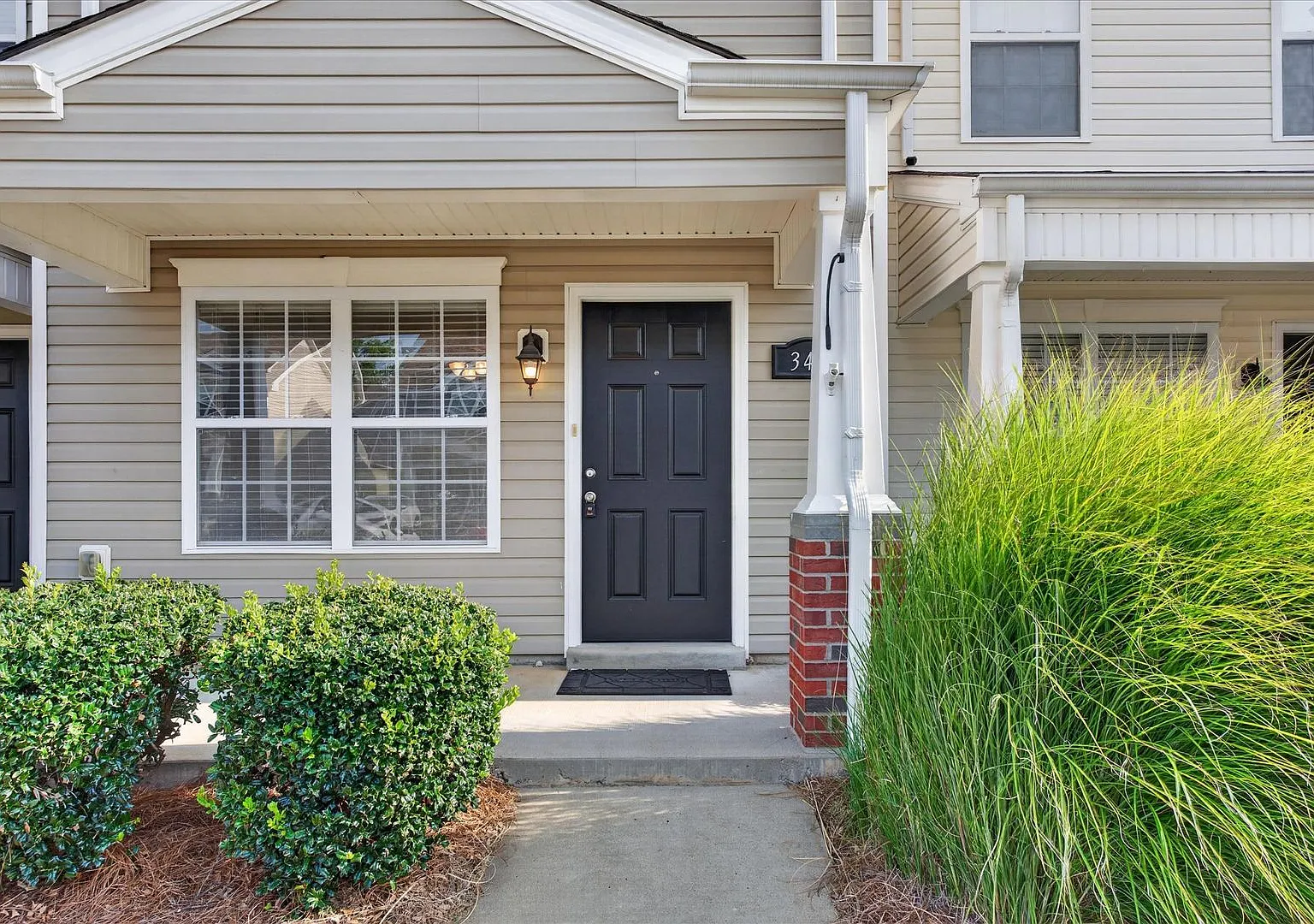 Pet Friendly Two Bedroom! — Photo 3