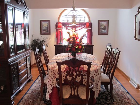 5th image of 110 Beckett Ct