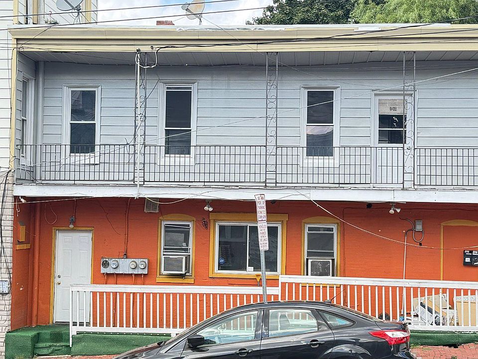 1st image of 1001 N 11th St APT 2