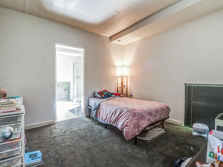Wiedenbeck Warehouse Apartments — Photo 14
